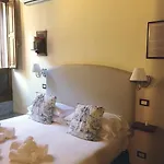 Pettinary Village 4*