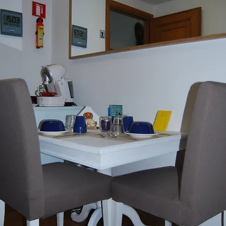 Pettinary Village Couette-café Rome