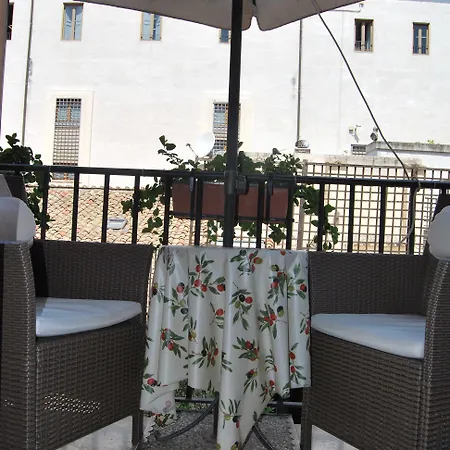 Pettinary Village Couette-café