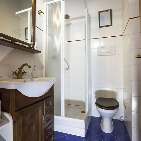 Pettinary Village Couette-café