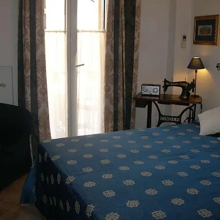 Pettinary Village 4*
