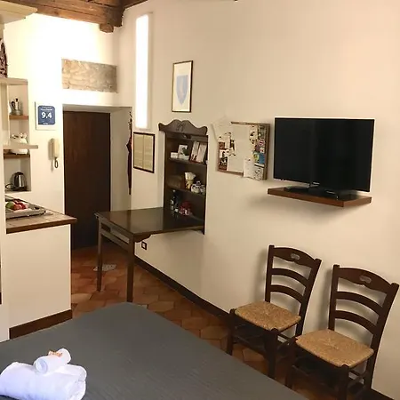 Pettinary Village Bed & Breakfast Rome